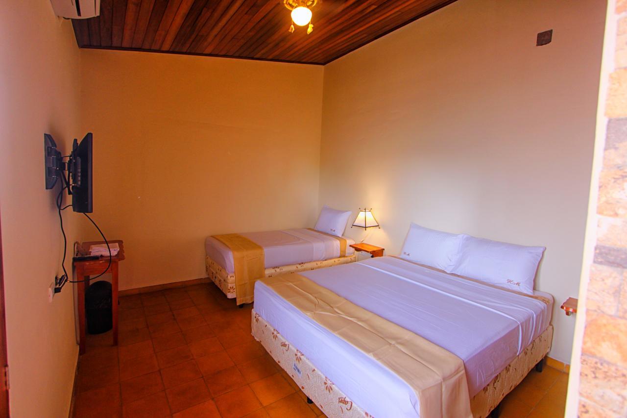 Hotel Mirna & Oct Granada Extérieur photo